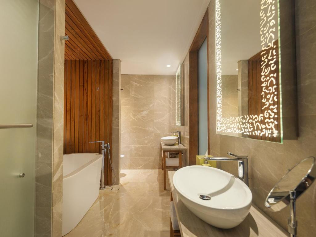 MAYA SANUR RESORT & SPA