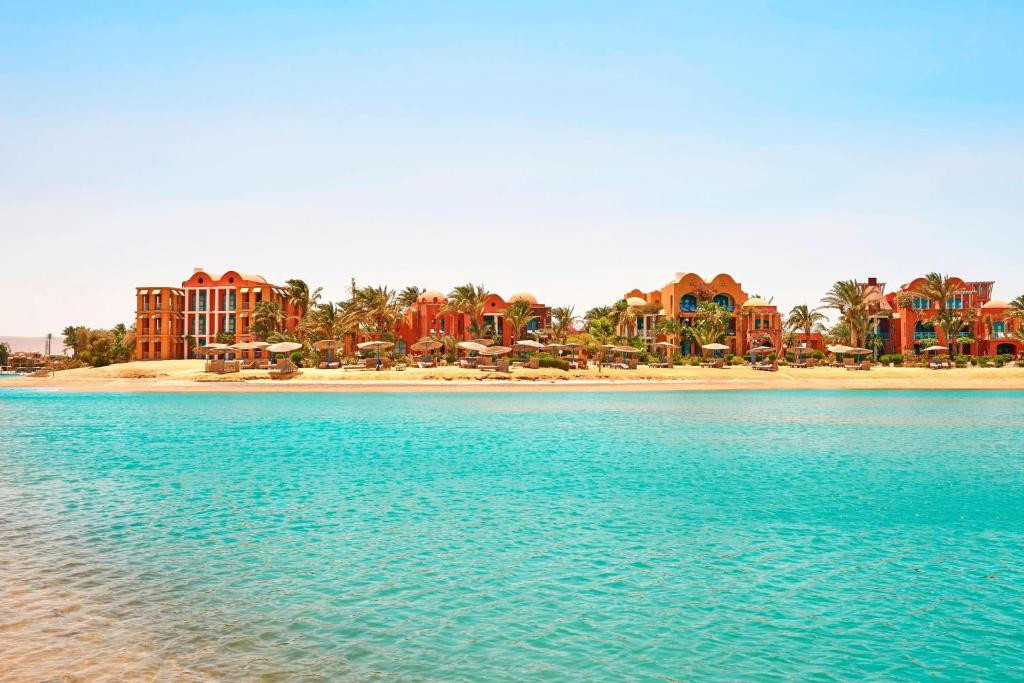 SHERATON MIRAMAR RESORT