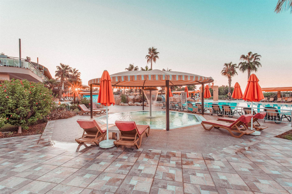PINE BEACH BELEK