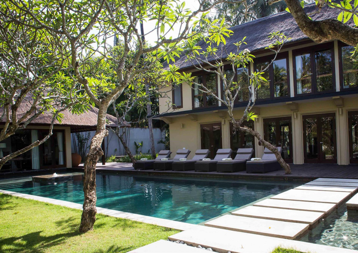 KAYUMANIS NUSA DUA