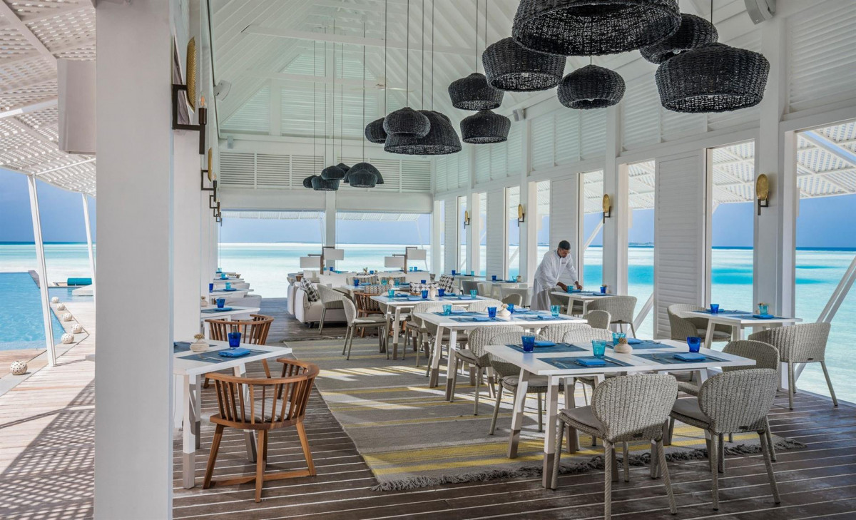 FOUR SEASONS RESORT LANDAA GIRAVARU