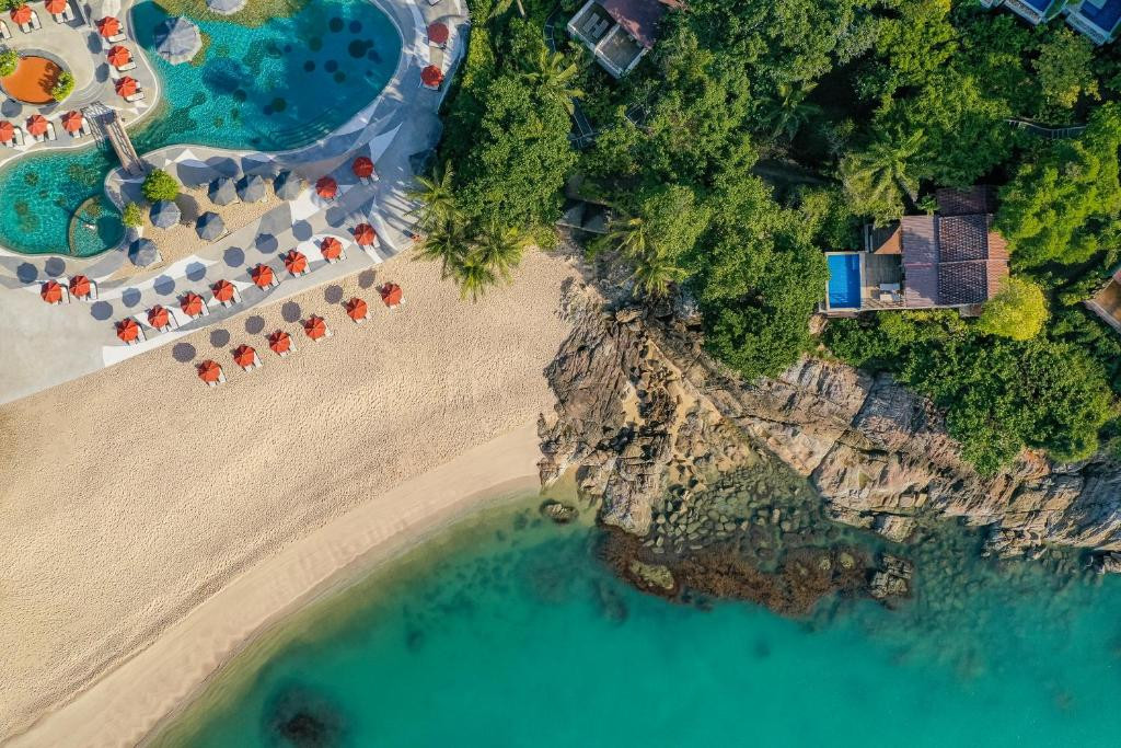 GARRYA TONGSAI BAY SAMUI