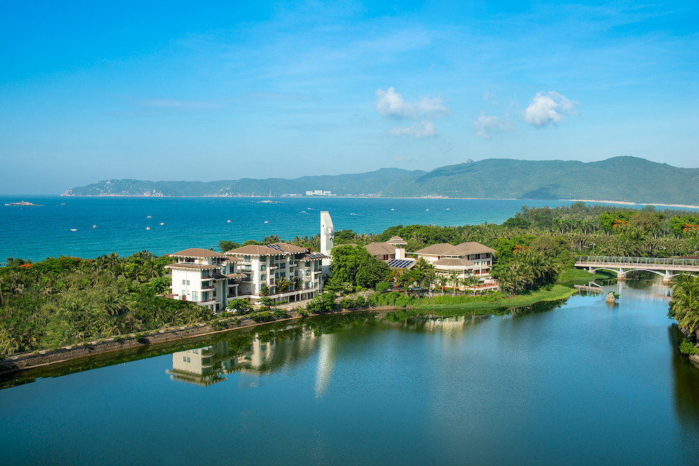 PALM BEACH RESORT YALONG BAY SANYA