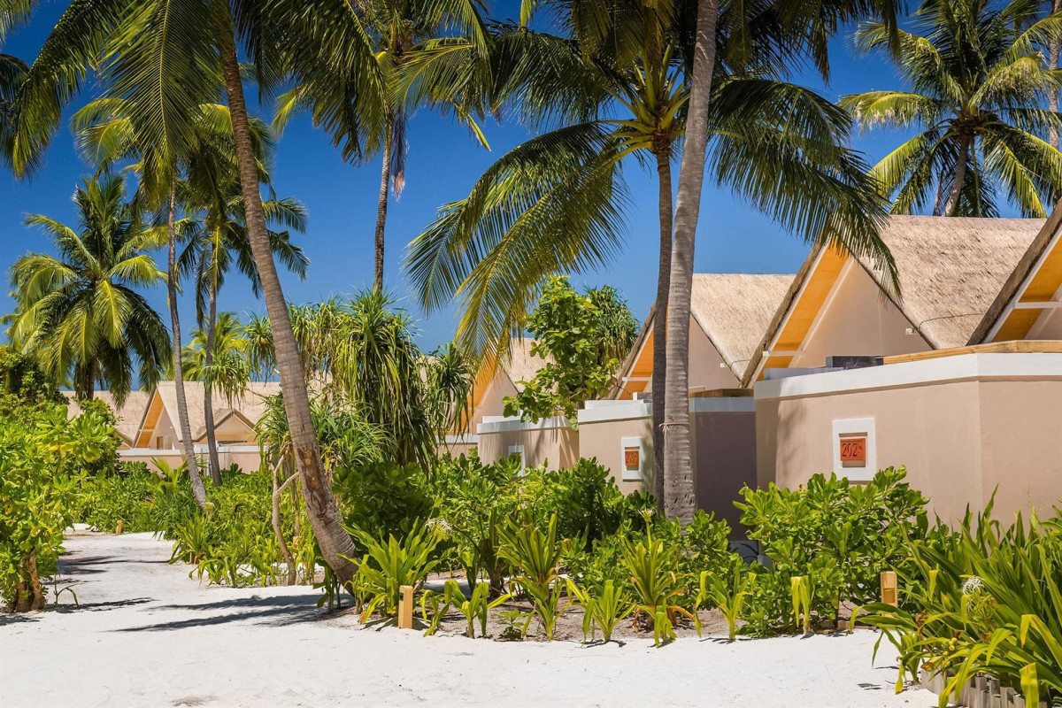 KUDAFUSHI RESORT & SPA