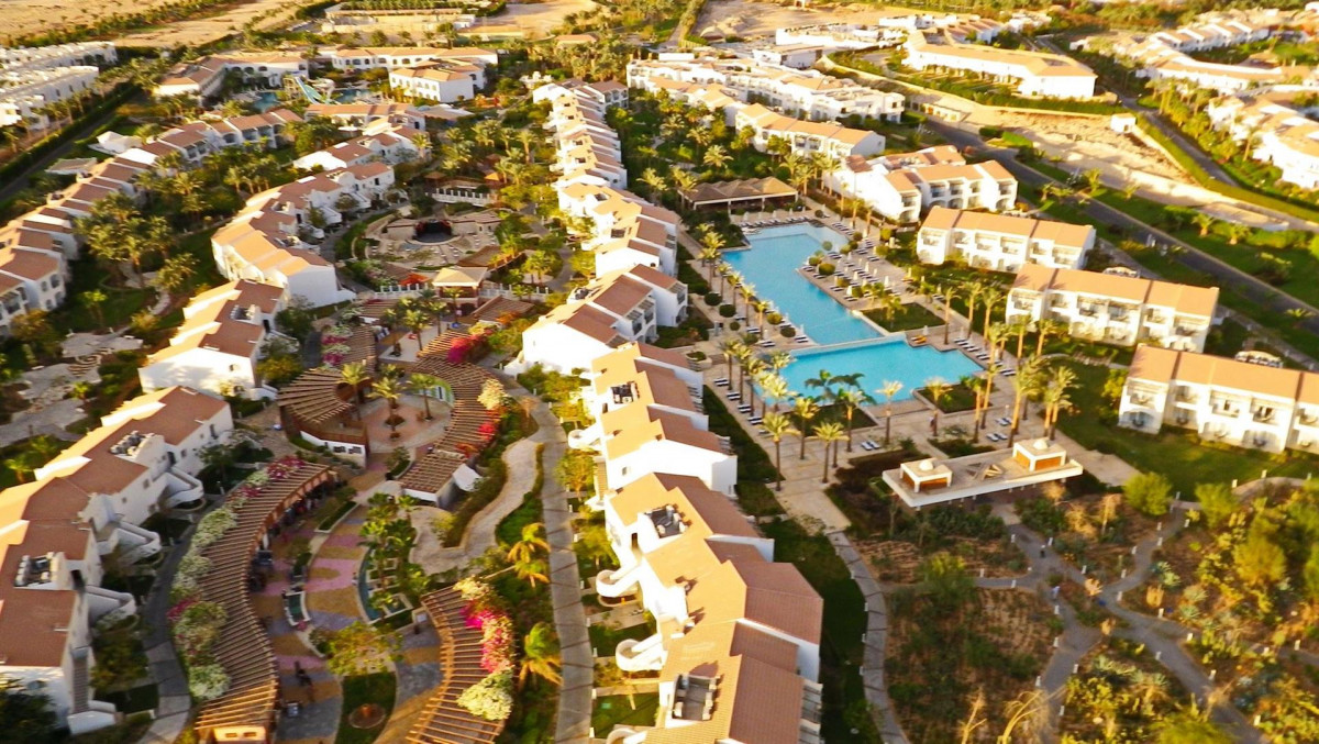 REEF OASIS BLUE BAY
