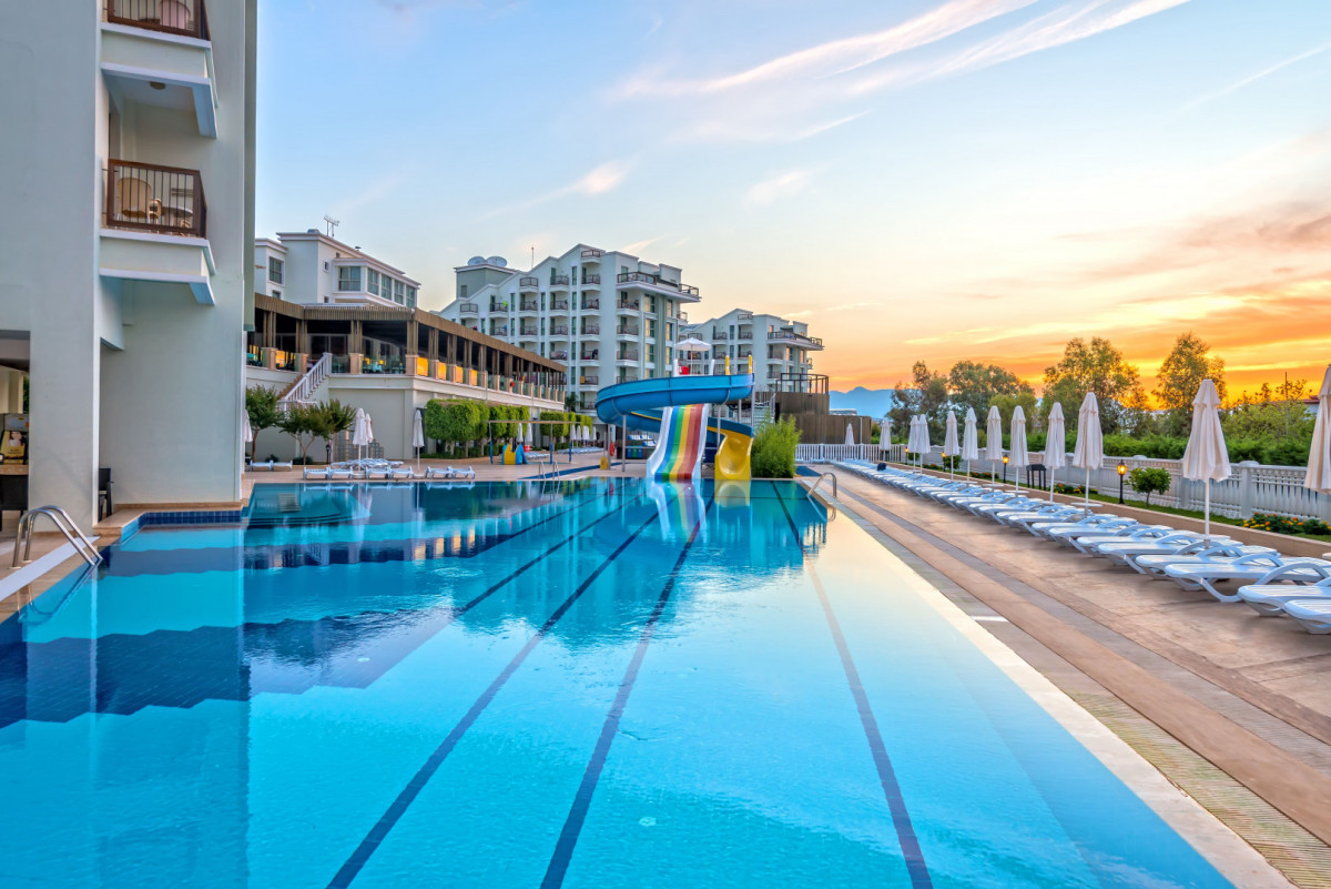 ROYAL ATLANTIS SPA & RESORT