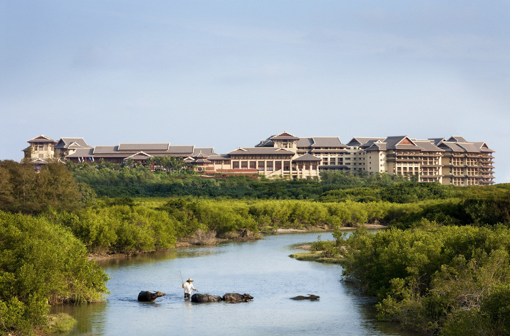 THE RITZ-CALRTON SANYA YALONG BAY