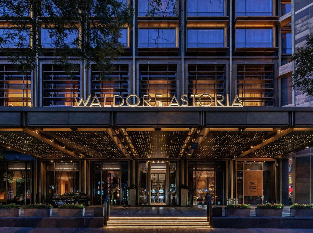 WALDORF ASTORIA