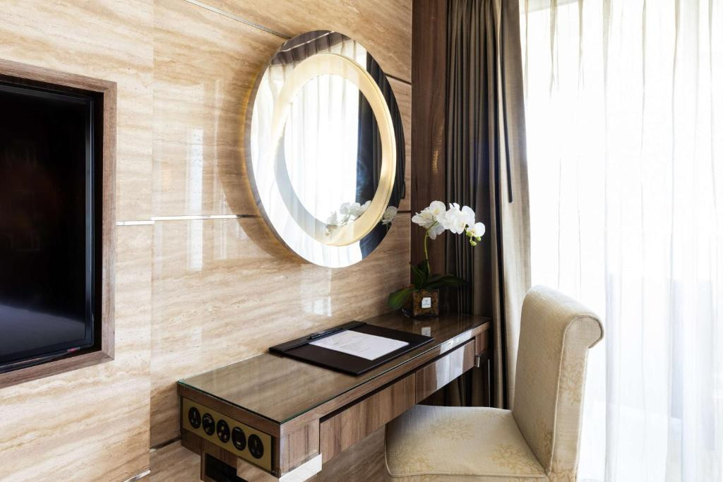 THE SANCTUARY RESORT PATTAYA BW SIGNATURE COLLECTION