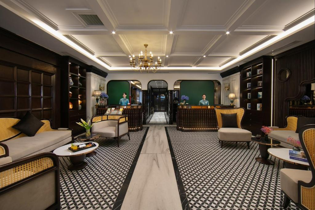 MAY DE VILLE CROWN HOTEL AND SPA HANOI