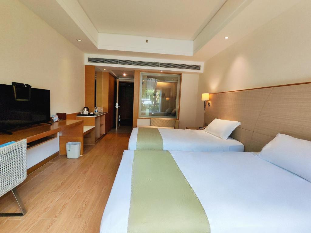 OCEAN VIEW RESORT YALONG BAY
