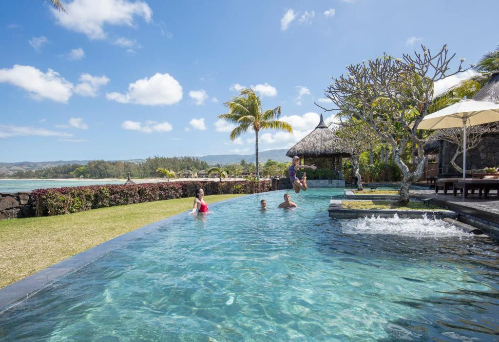 SHANTI MAURICE RESORT & SPA