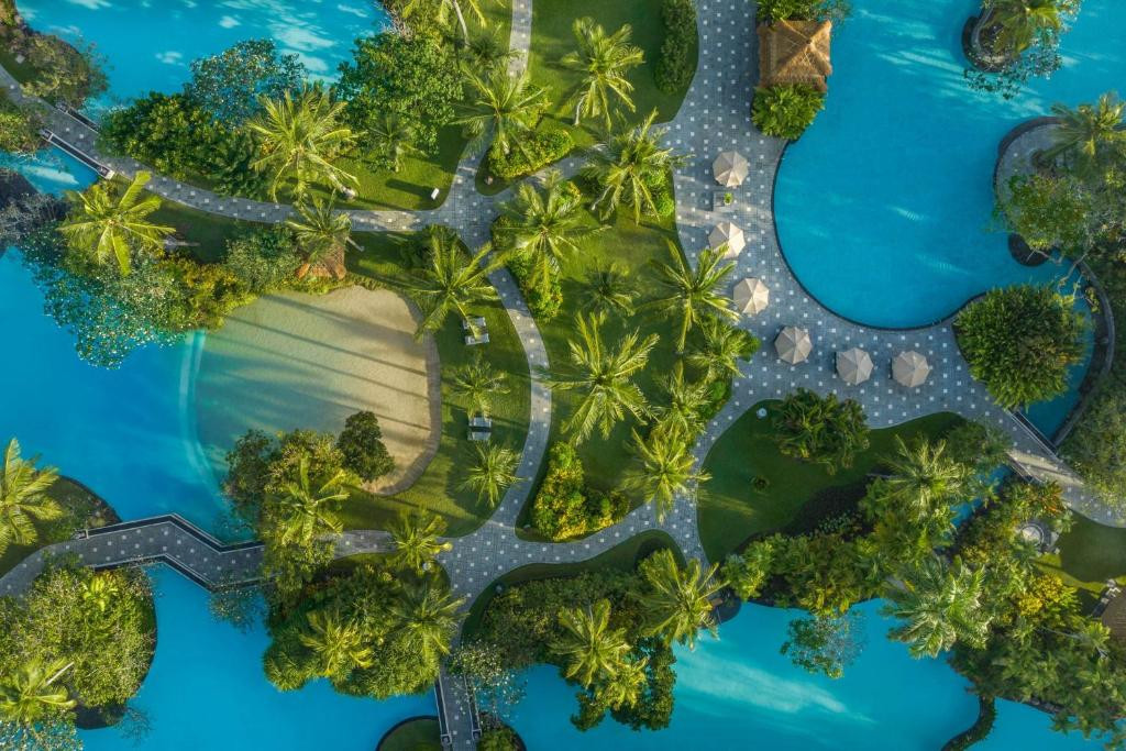 THE LAGUNA, A LUXURY COLLECTION