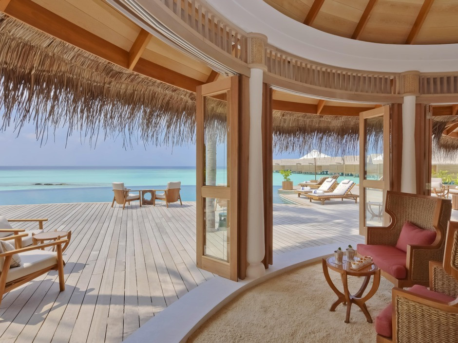 MILAIDHOO ISLAND