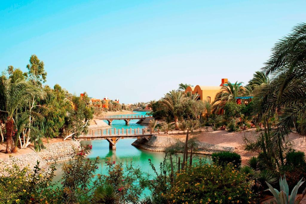 SHERATON MIRAMAR RESORT