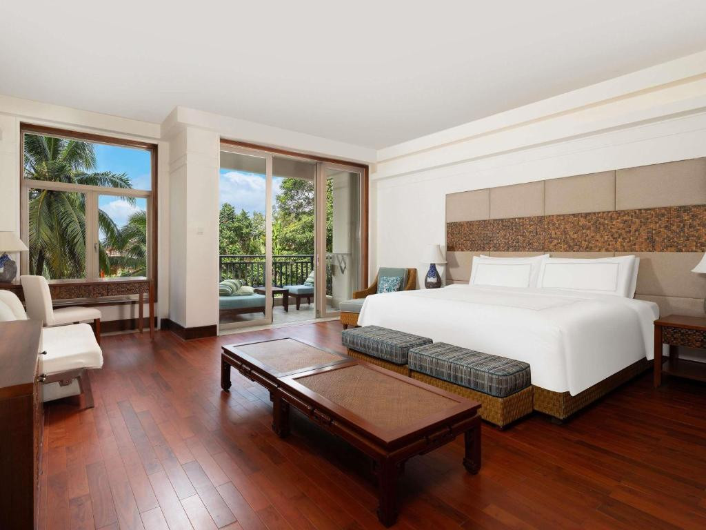 SWISSOTEL & GRAND MERCURE SANYA YALONG BAY