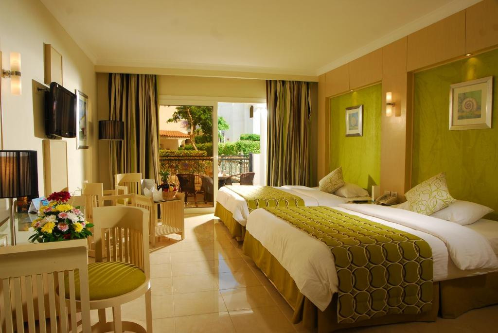 NAAMA BAY HOTEL & RESORT