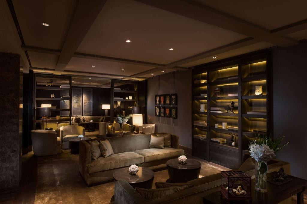 WALDORF ASTORIA