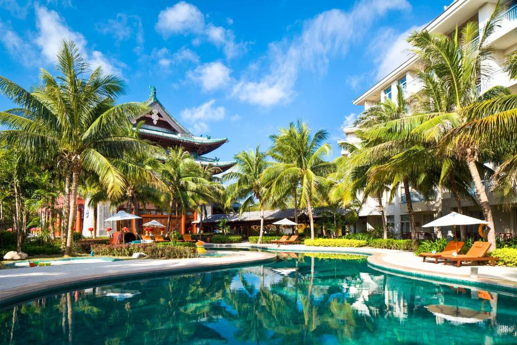 SWISSOTEL & GRAND MERCURE SANYA YALONG BAY
