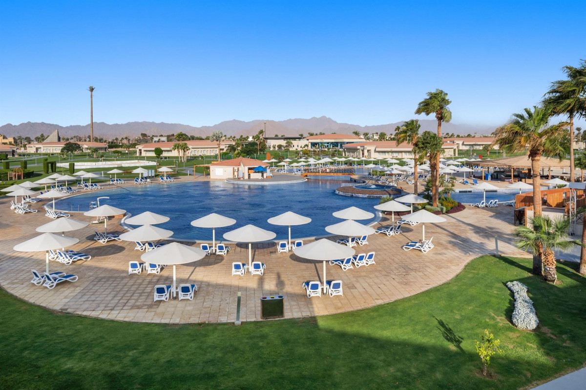 PICKALBATROS LUXURY SUITES