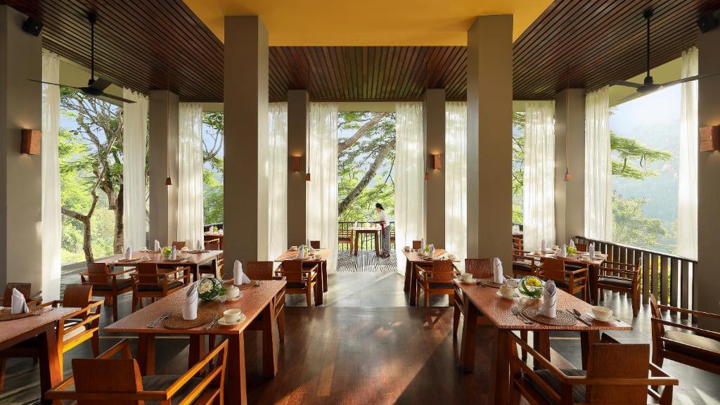MAYA UBUD RESORT & SPA