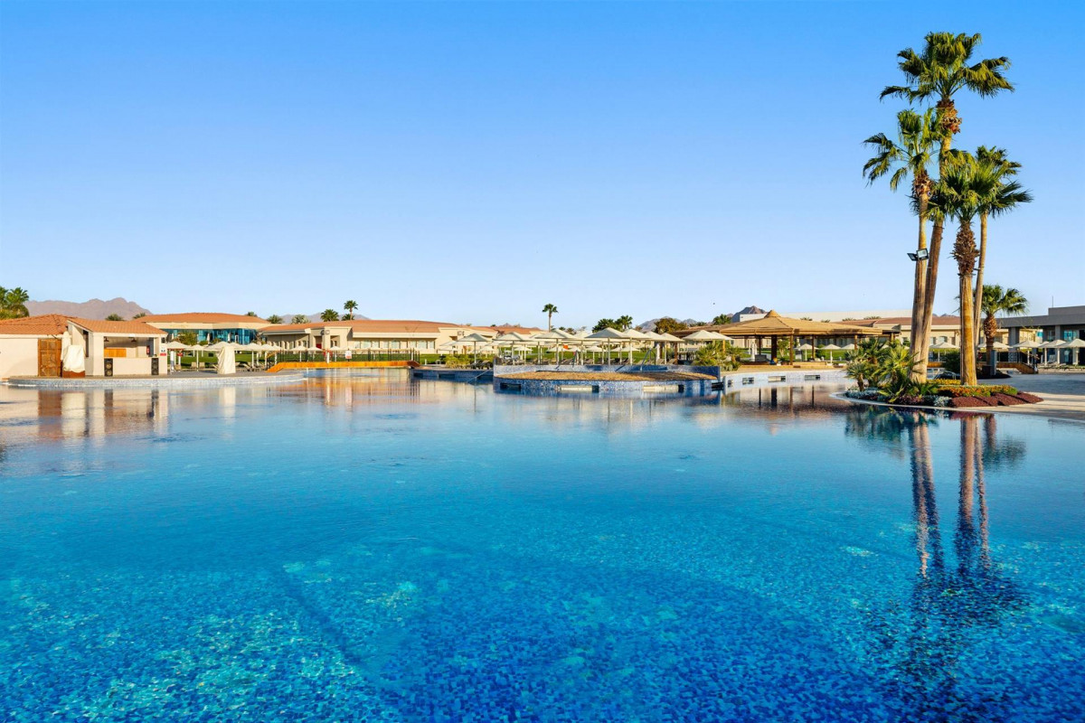 PICKALBATROS LUXURY SUITES