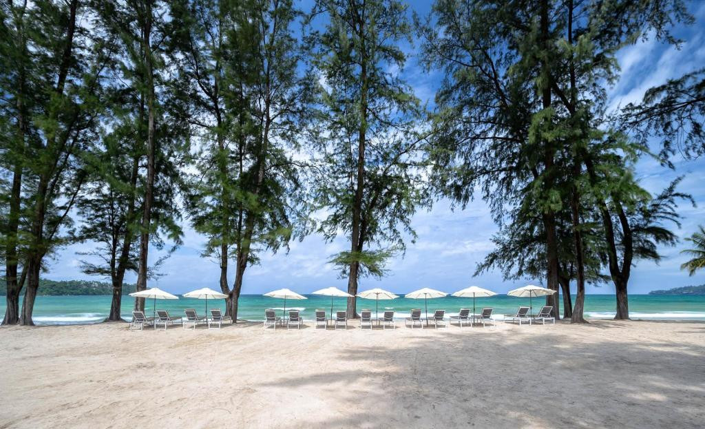 AMORA BEACH RESORT