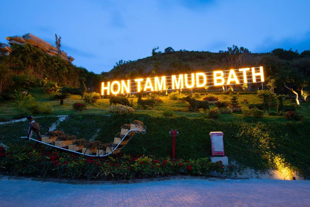HON TAM RESORT