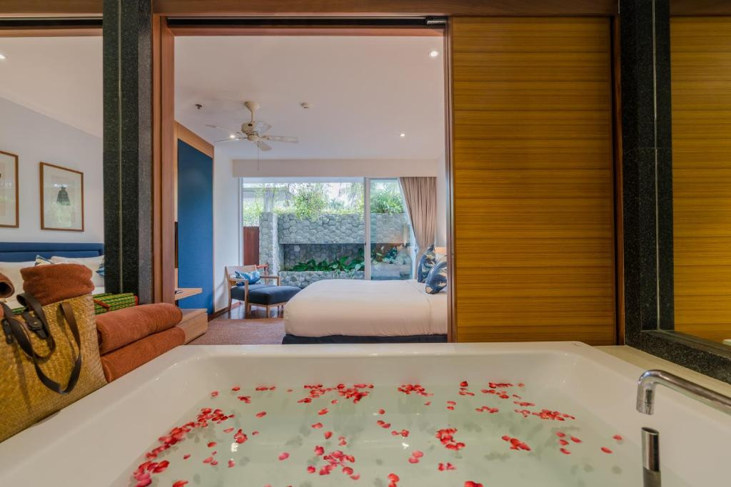 THE CHAVA RESORT