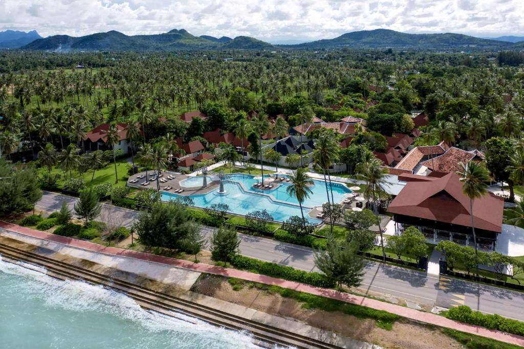WYNDHAM HUA HIN PRANBURI RESORT & VILLAS