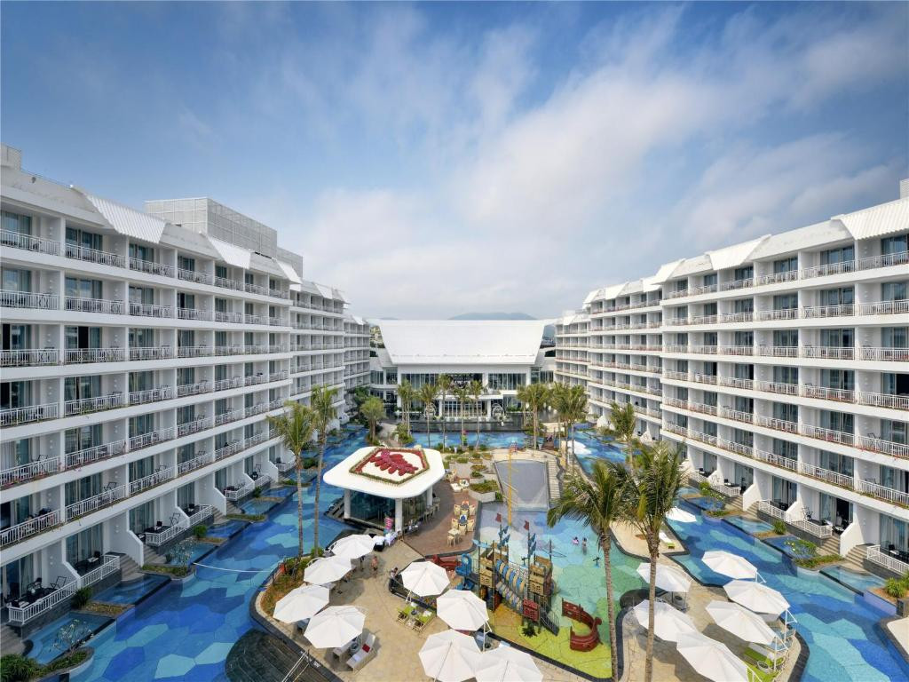PALACE RESORT YALONG BAY SANYA