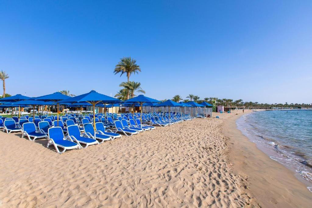 NAAMA BAY HOTEL & RESORT