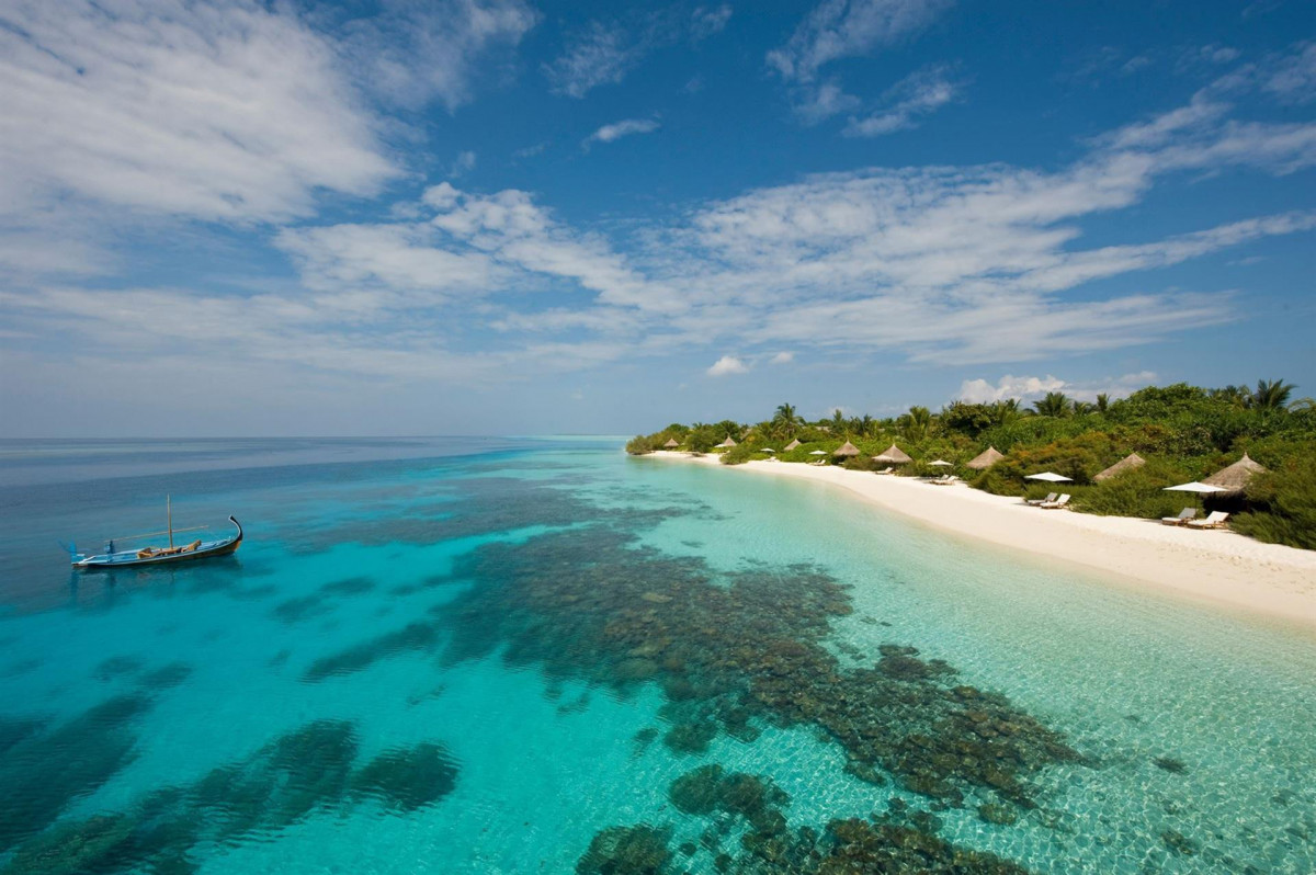 FOUR SEASONS RESORT LANDAA GIRAVARU