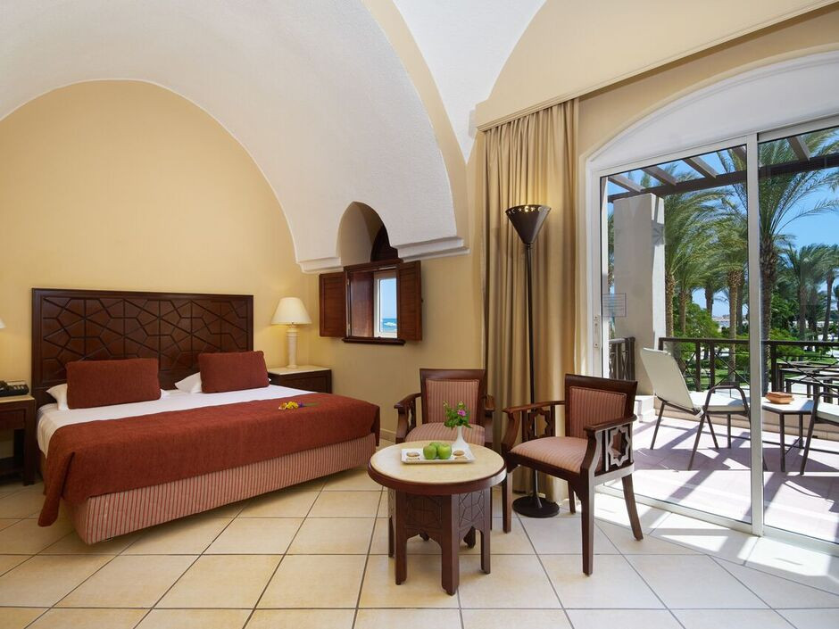 IBEROTEL MAKADI BEACH