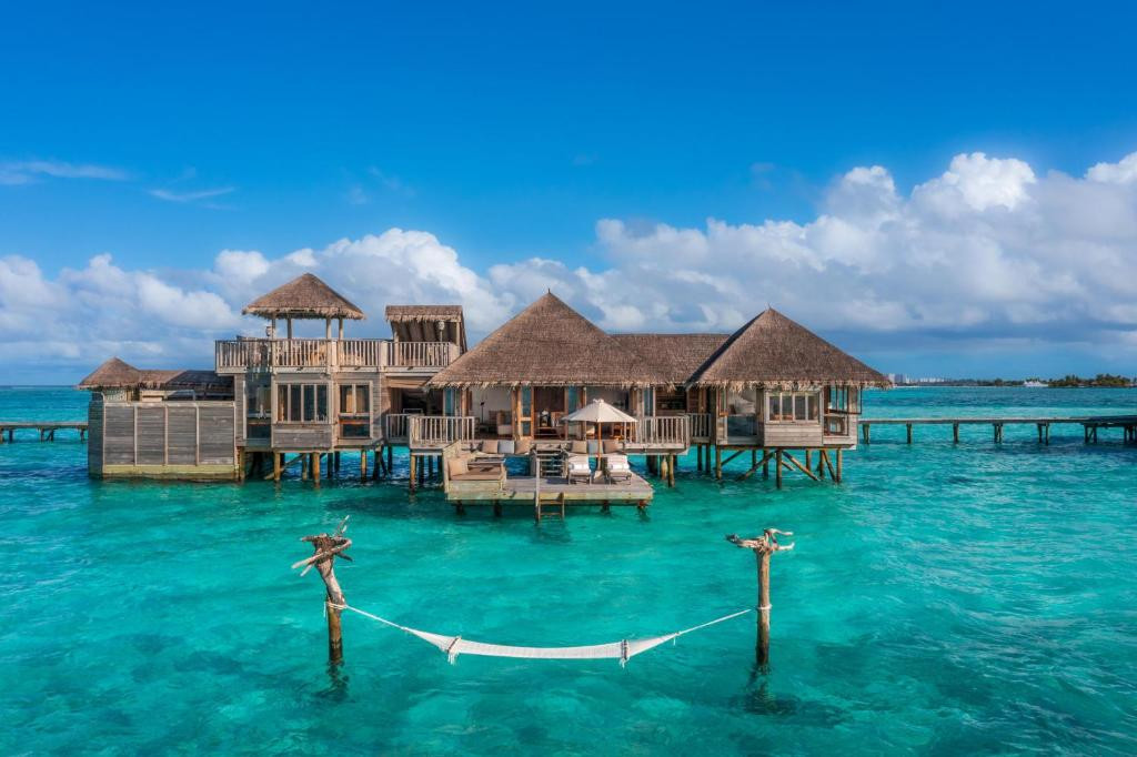 GILI LANKANFUSHI