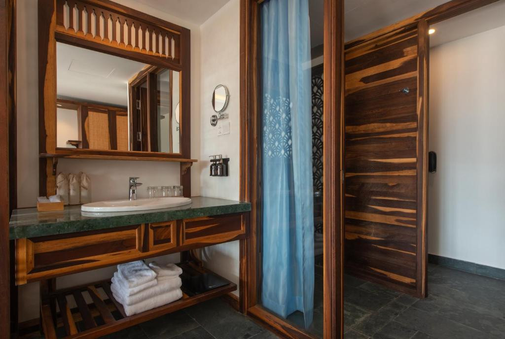 ALIBU RESORT