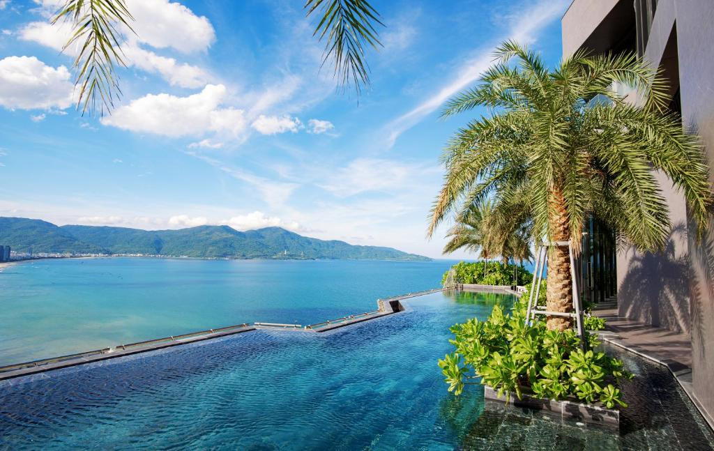 M HOTEL DANANG