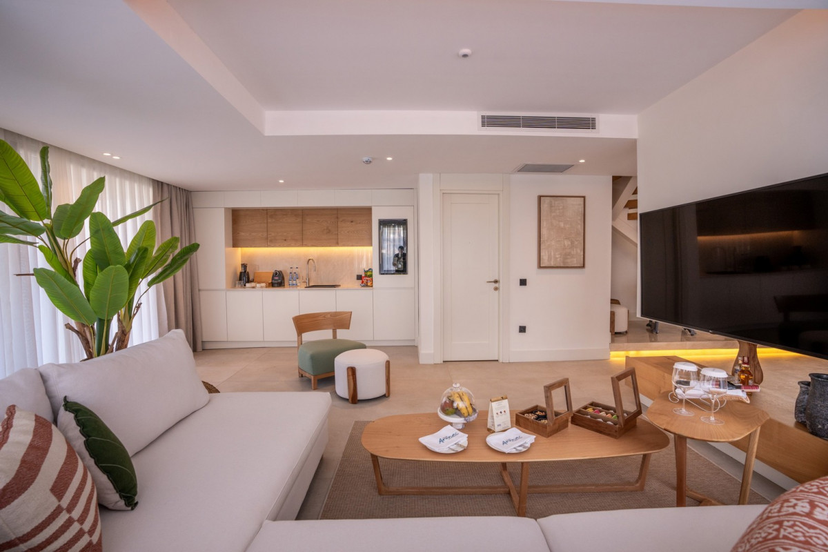 CLUB ARONA BY LAREN HOTELS