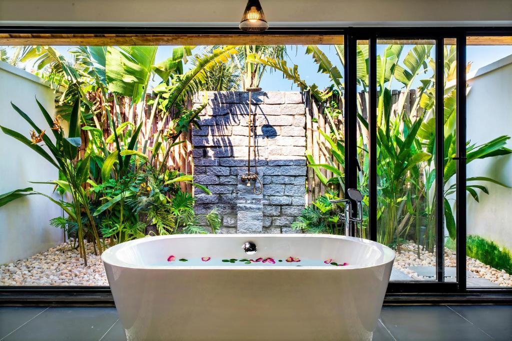 BLISS HOI AN BEACH RESORT AND WELLNESS