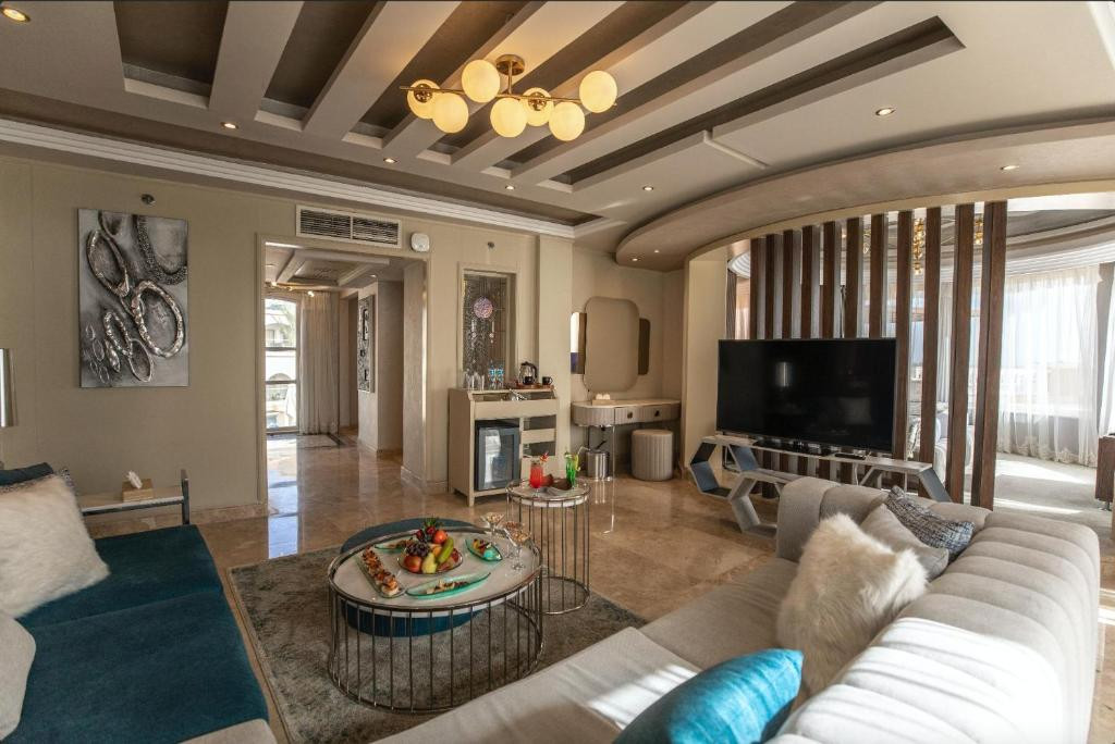 KAISOL ROMANCE SAHL HASHEESH