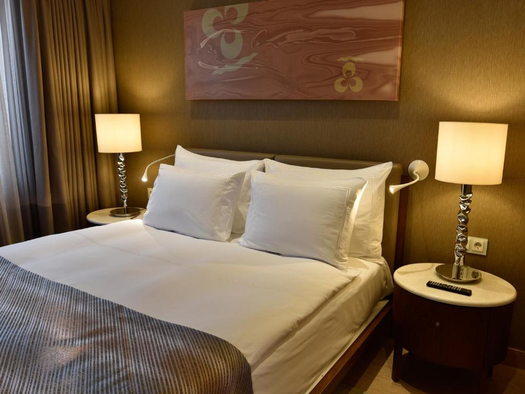 CVK PARK PRESTIGE SUITES