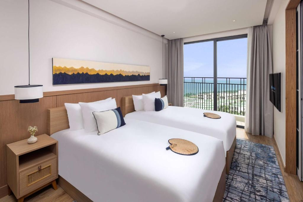 WYNDHAM HOI AN ROYAL BEACHFRONT RESORT & VILLAS