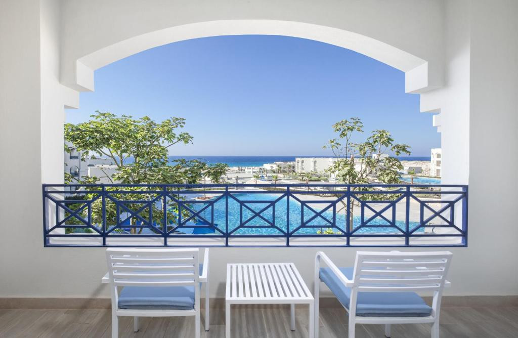 CLEOPATRA LUXURY RESORT NORTH COAST SIDI HENEISH
