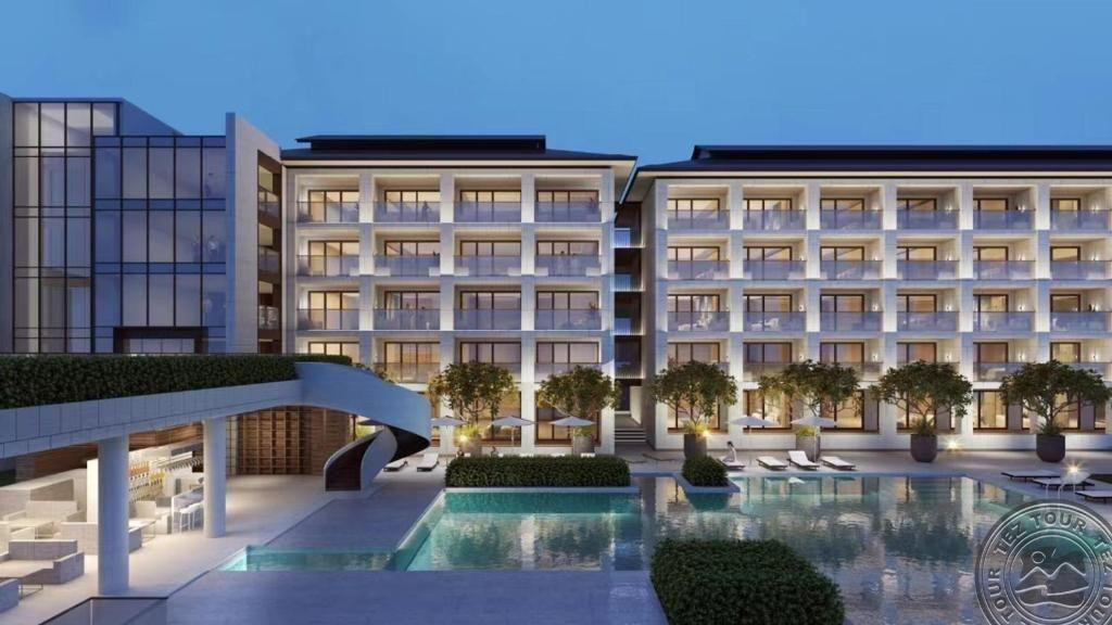 VOCO SANYA DADONGHAI BY IHG (EX. ROYAL GARDEN RESORT)
