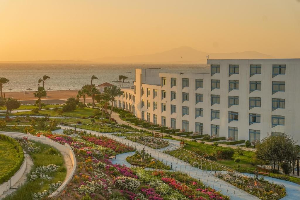 STAR RESORT & AQUA PARK