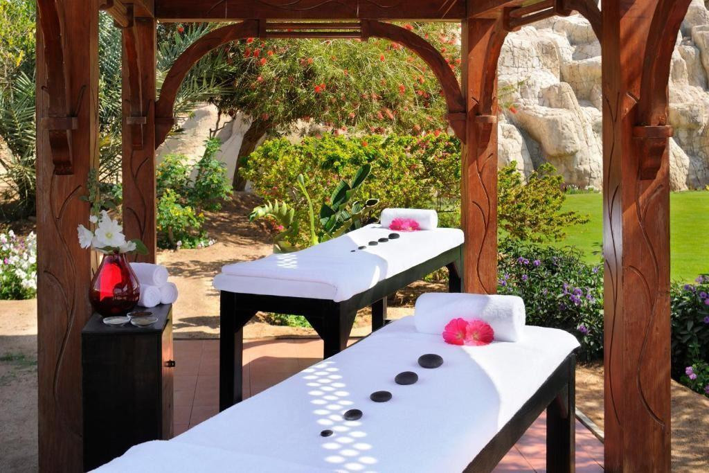 NAAMA BAY PROMENADE BEACH RESORT