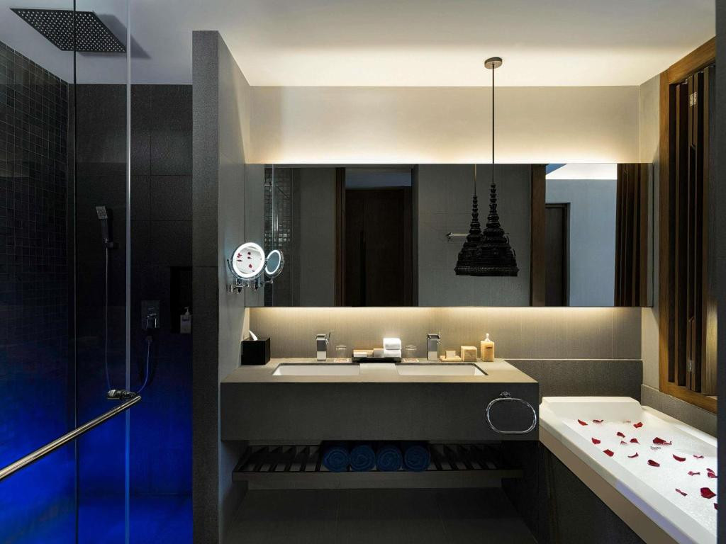 AVISTA HIDEAWAY PHUKET PATONG MGALLERY BY SOFITEL