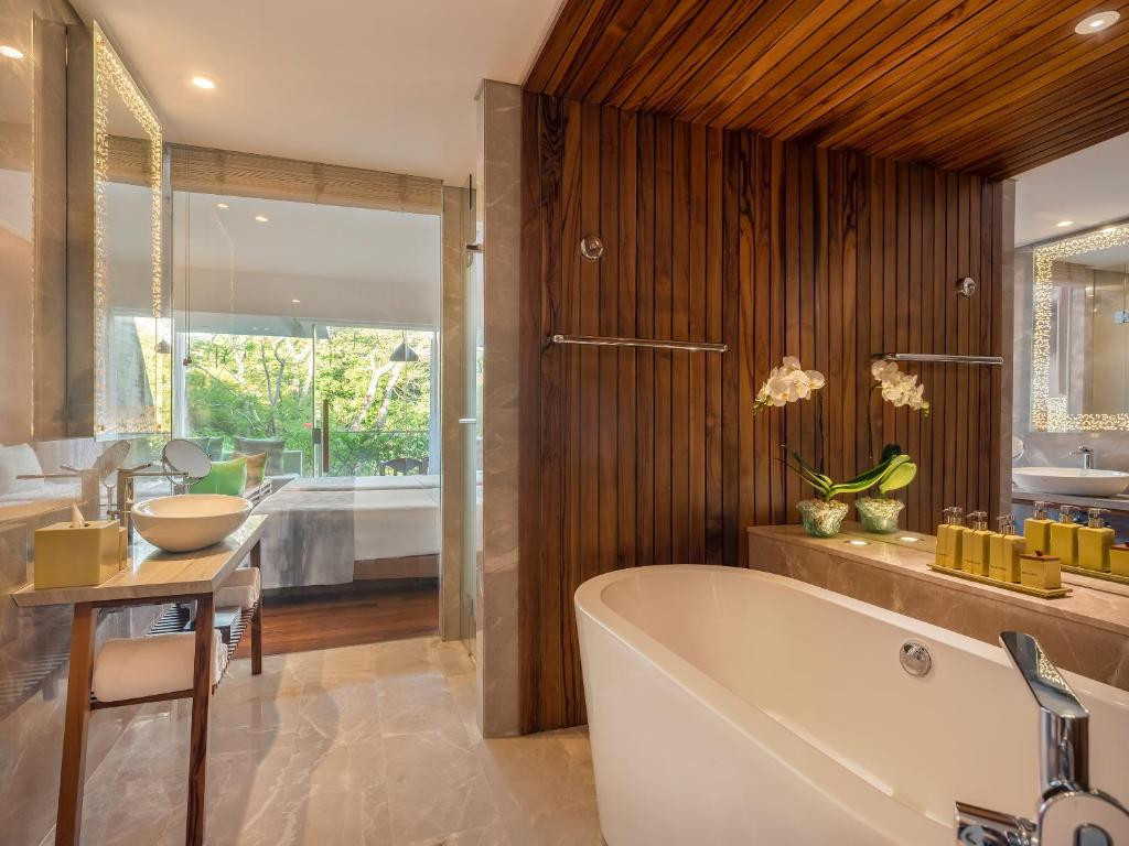 MAYA SANUR RESORT & SPA