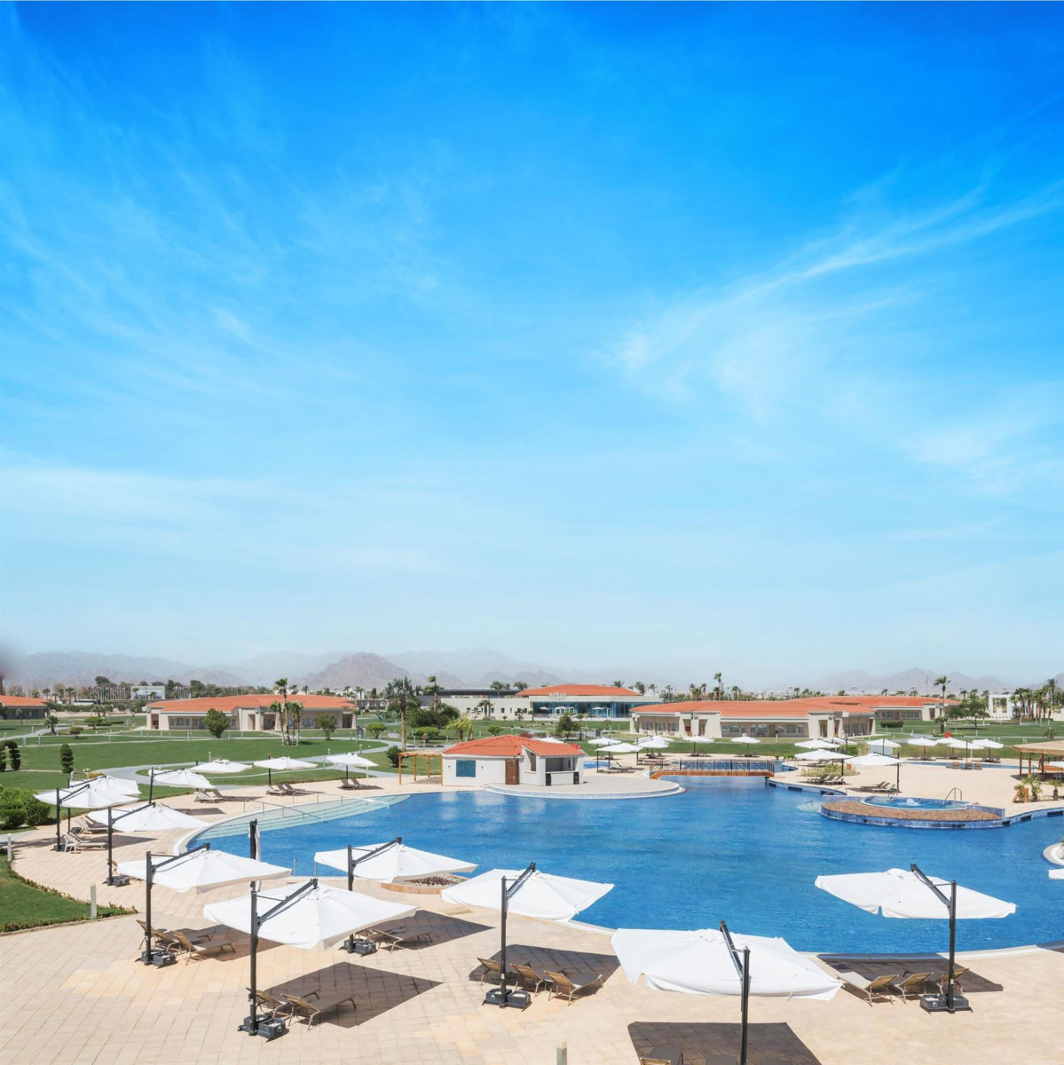 PICKALBATROS LUXURY SUITES