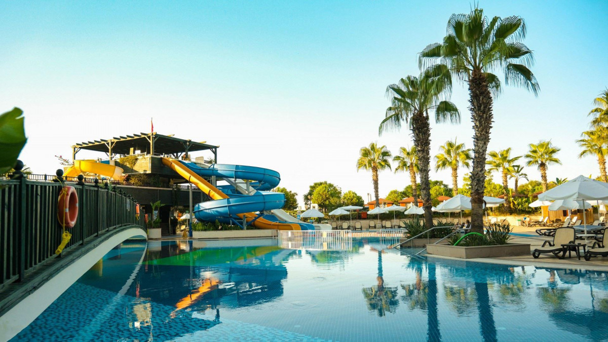 DIAMOND EXCELLENCE RESORT & SPA